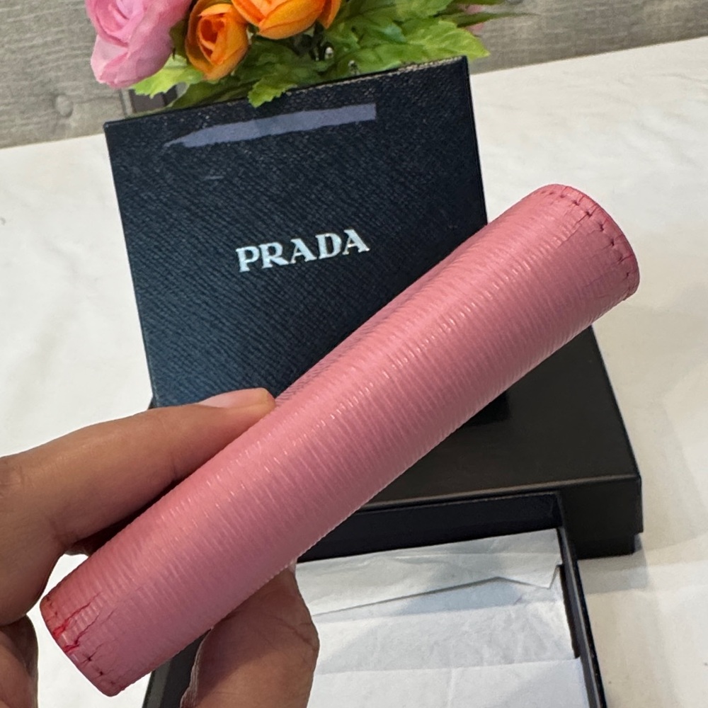 Authentic Prada Rose Leather Wallet - Picture 7 of 16